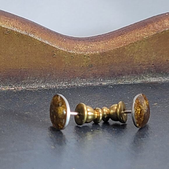 Elegant Gold Glitter Stud Earrings with Brass Post, Chic and Timeless Design - Picture 3 of 10